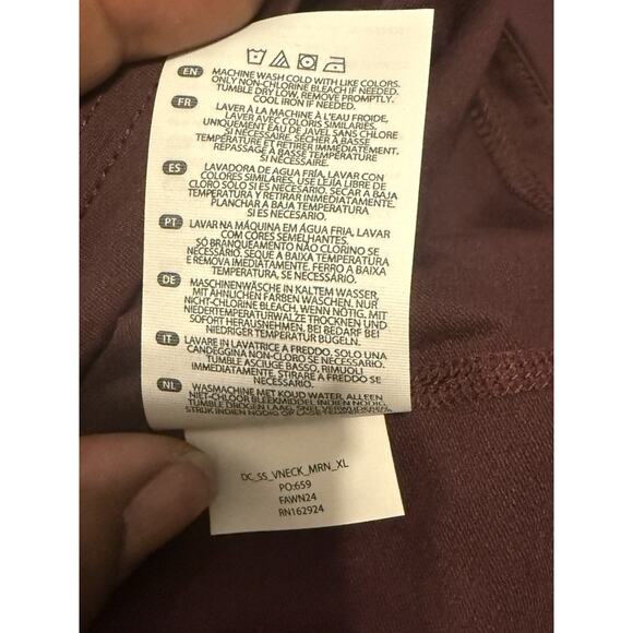 BYLT Premium Basics Signature Drop-Cut V Neck Short Sleeve Shirt Maroon Size XL - Picture 5 of 8